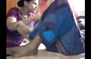 XXX Dyke pareja el fisting trios caseros amateur cada otro en la cama
