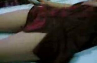 XXX Sensual Milfs Lill y Bea divertirse en un videos caseros haciendo el amor gangbang