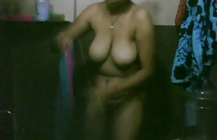 XXX Rebellious hijastra incesto casero seduce madrastra