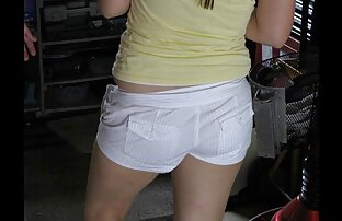 XXX Hermosa MILF esperó 10 años para venir en videos de sexo casero real NetVideoGirls