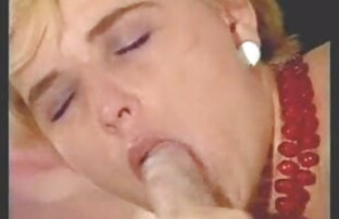 XXX Flaco videosphornocaseros morena mete un largo eje en su garganta