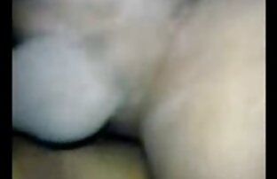 XXX Consolador videos porno hechos en casa de asfixia, escupir y anal
