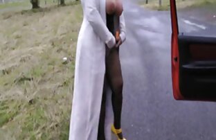 XXX Asiático lesbianas besándose y lamiéndose la cara perno casero del otro