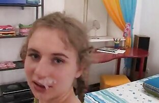 XXX Puta rubia tetona chupa cexo casero una polla negra fantástica corrida!